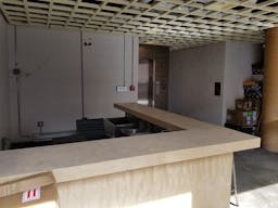 Beautiful Bar Open To New Tenants - Image 7