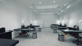 Storefront space available - Image 4