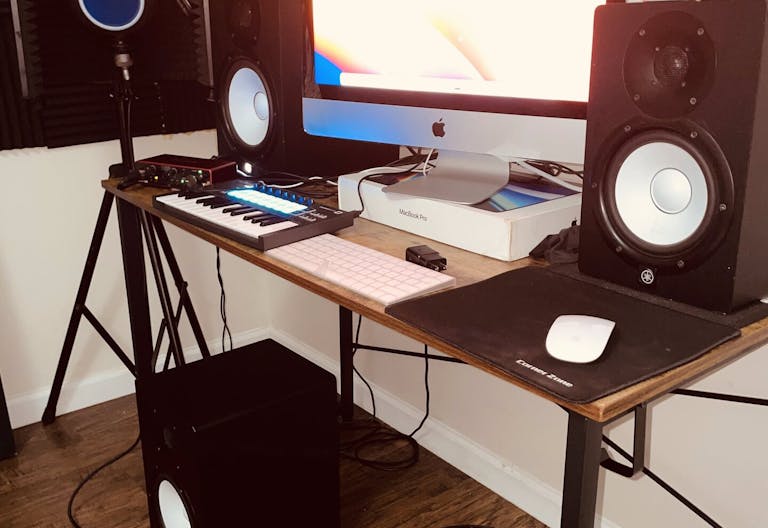 HOME STUDIO SESSION - Image 2