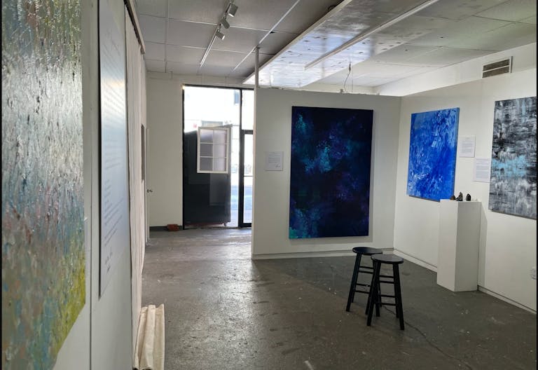 A storefront whitebox gallery space - Perfect for pop-up shops and art exhibits. - Image 2