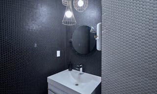 Lower East Side Loft – Ideal for Events, Pop-Ups, Showrooms, Sample Sales & Shoots - Image 14