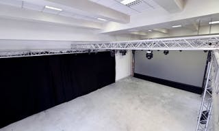 Studio spacieux et modulable aux portes de Paris - Image 0