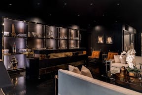 Classically Elegant Soho Duplex - Image 8