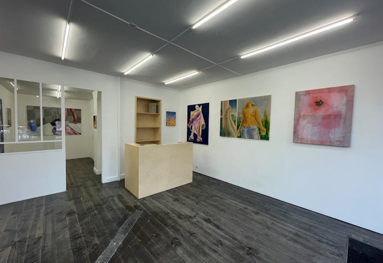 Spacious and bright Gallery Space - Image 1