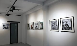 Superbe Boutique Place du Palais Gallien � Bordeaux - Image 3