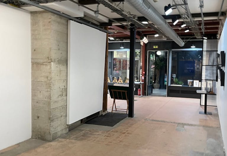 Espace commerciel exceptionnel dans un passage entre Op�ra et Palais Royal - Image 4