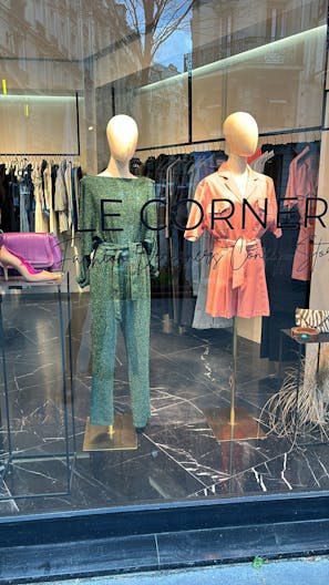 Perfect pop up store in Paris XVI - Image 1