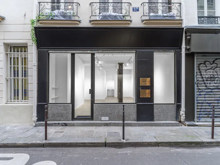 Un espace pop-up parfait pour les fashion weeks dans le quartier du marais à Paris.  - Image 0