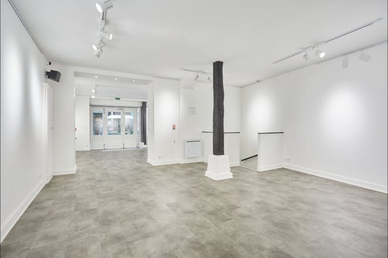 Showroom in le Marais - Image 2