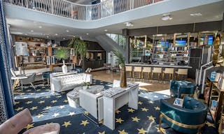 Stunning Hotel at South Beach with all amenities for your event - Image 2