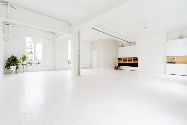 Atypical Space in Sentier Montorgueil - Image 0