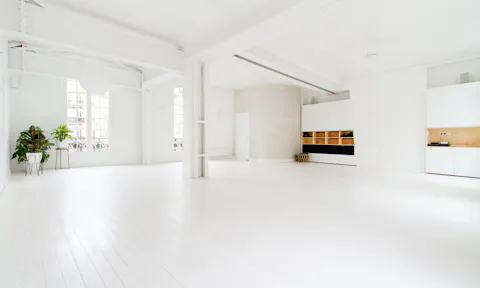 Atypical Space in Sentier Montorgueil - Image 0