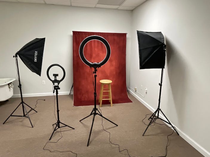 Urban Full Service Commercial Photo & Video Studio - Image 2