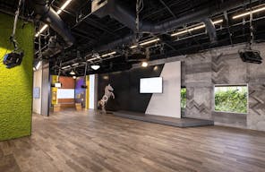 High-End Private Studio with Versatility - Image 1