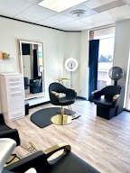 Luxury Salon Oasis in Houston - Image 1