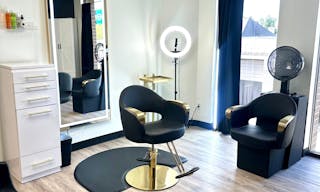 Luxury Salon Oasis in Houston - Image 1
