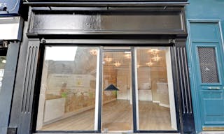 Boutique For Rent Rue Saint-Honor� - Ideal Pop-Up Store / Art Exhibition - Image 3