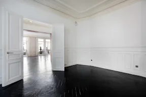 Showroom in Sublime Triangle d'Or - Image 5