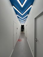 Espace Commercial Pop-Up de 868 m² au Cœur de Liège, Passage Piéton Premium (Place Saint-Lambert) - Image 9