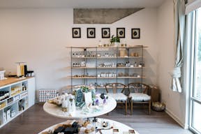 Unique Space in Trendy St. Elmo District - Image 13