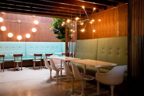 Mid Century Diner in East Austin - Image 5