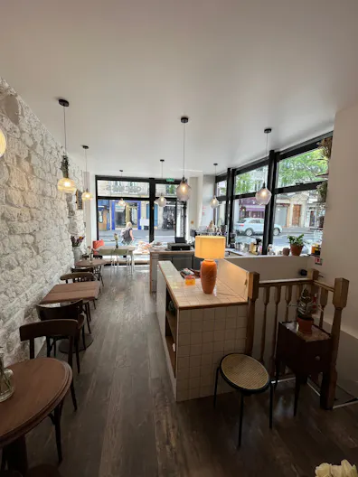 Charmant petit caf� au coeur du 9�me arrondissement - Image 0
