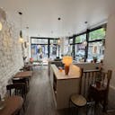 Charmant petit caf� au coeur du 9�me arrondissement