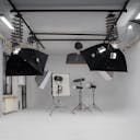 showroom milano with chroma key
