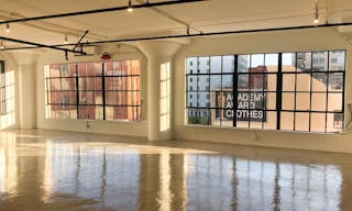 Bright studio in DTLA - Image 6