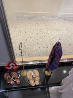 Un show-room sur l'avenue des champs Elysées - Image 2