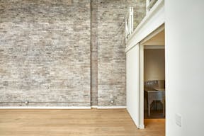 Flexible Showroom in East Village - Image 19