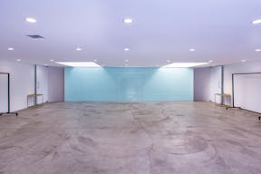 Fairfax District Versatile High Ceiling Two Level Indoor/ Outdoor Party Film Photo Space - Image 16