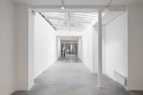 Perfect Showroom - Rue de Turenne - Image 5