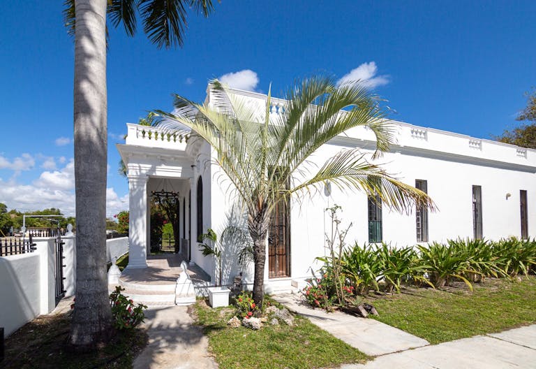 Miami's Enchanted Cuban Landmark Event Space Oasis - Image 2