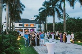 Tranquil Oasis Retreat with Lush Gardens and Modern Amenities Near Miami - Image 10