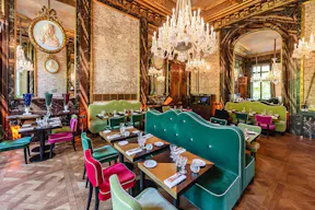 Exceptional Space in Triangle d'Or - Image 3