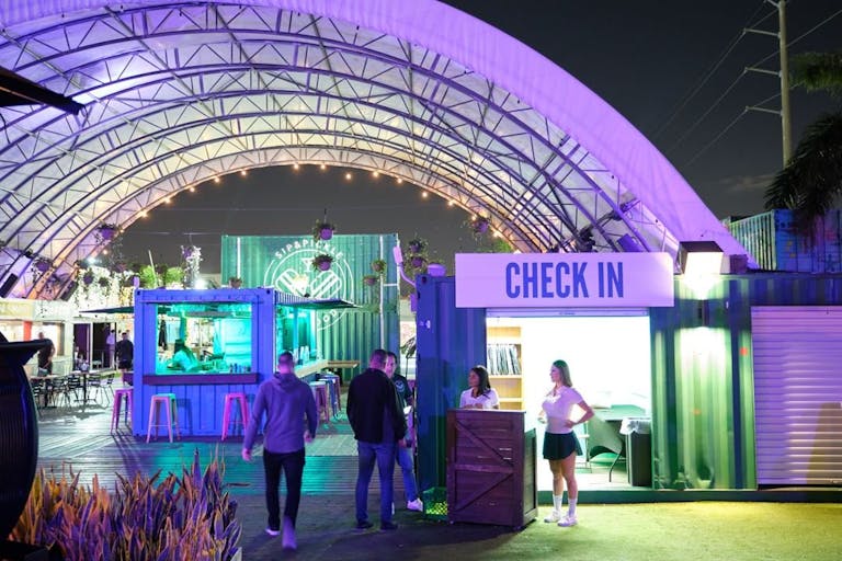 Banquet/Event Hall, Restaurant/Bar/Pub - Image 3