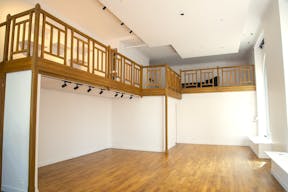 Galerie sur les bords de Seine face au Pont Neuf (Samaritaine, Mus�e de la Monnaie) - Image 15