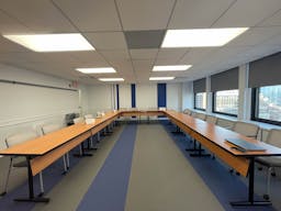 Medium size meeting room - Image 2