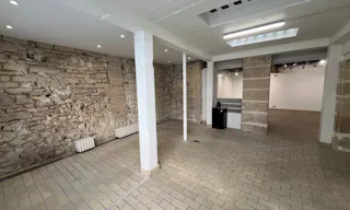 Showroom Place des Vosges au coeur du Marais sur cour class�e - Image 0