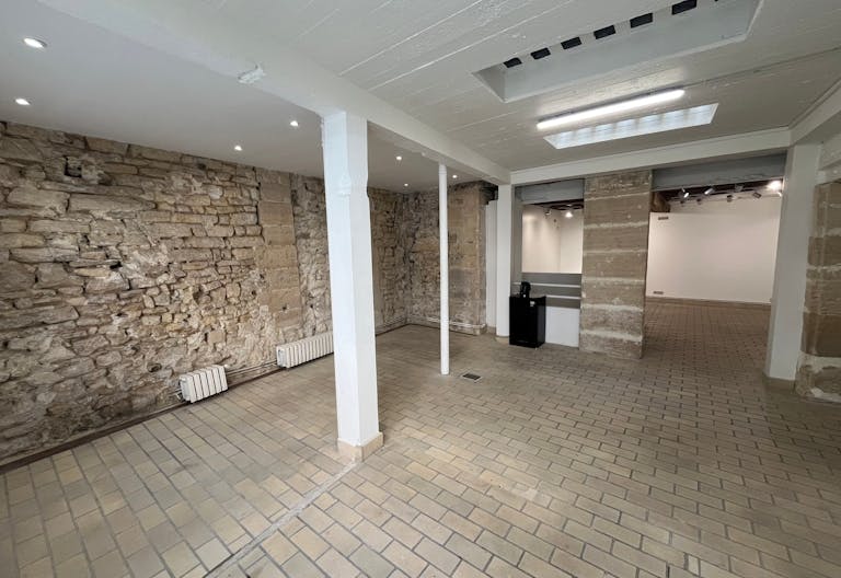 Showroom Place des Vosges au coeur du Marais sur cour class�e - Image 0