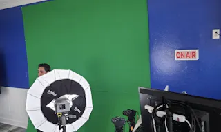 500 sq ft TV studio - Image 0