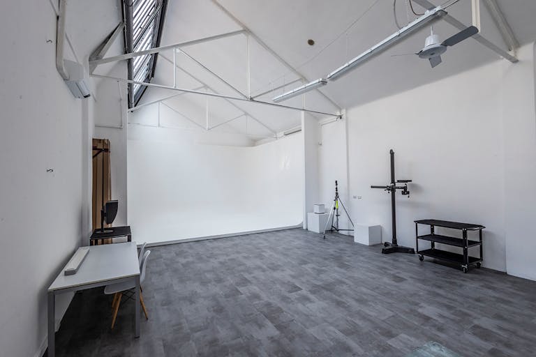 Wonderful Pop Up Space in Milan in the Tortona/Savona district - Image 0