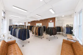 Expansive Skyline Loft - Connected Studio Space - Image 1