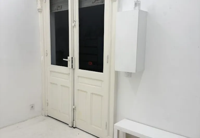 Petite Galerie space in Le Marais - Image 4
