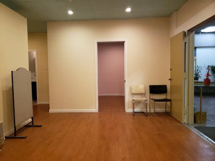 Chinatown Pop Up Space - Image 4