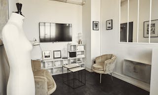 Studio photo, showroom - Image 5