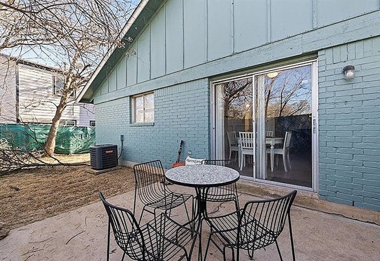 Lovely Central Austin Duplex! - Image 0