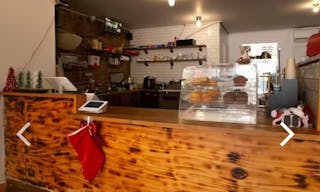 Cozy Cafe in the Heart of Harlem - Image 3