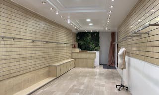 Local �pur� bois 35m2 - possibilit� de partager l'espace avec un autre locataire - Image 3